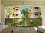 Beachfront 3-bedroom Apartment Terrace 1