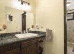 Beachfront 3-bedroom Apartment Bathroom 2