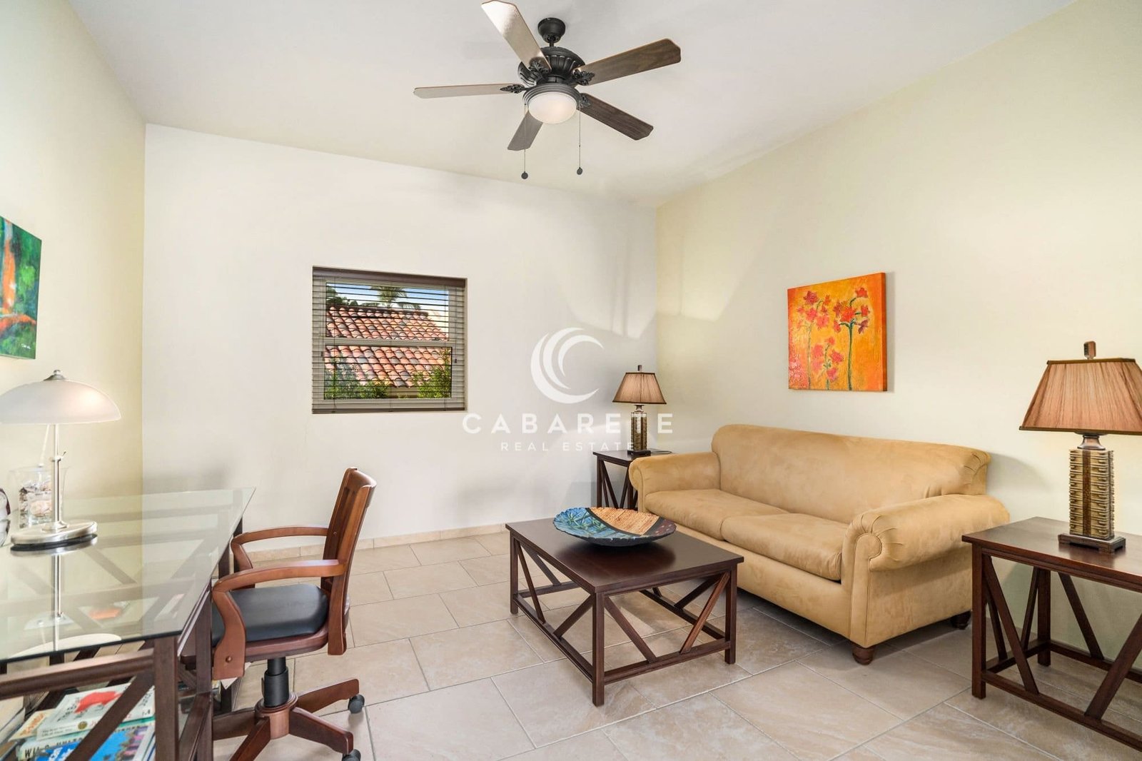 Ideally Located Beachfront Apartment