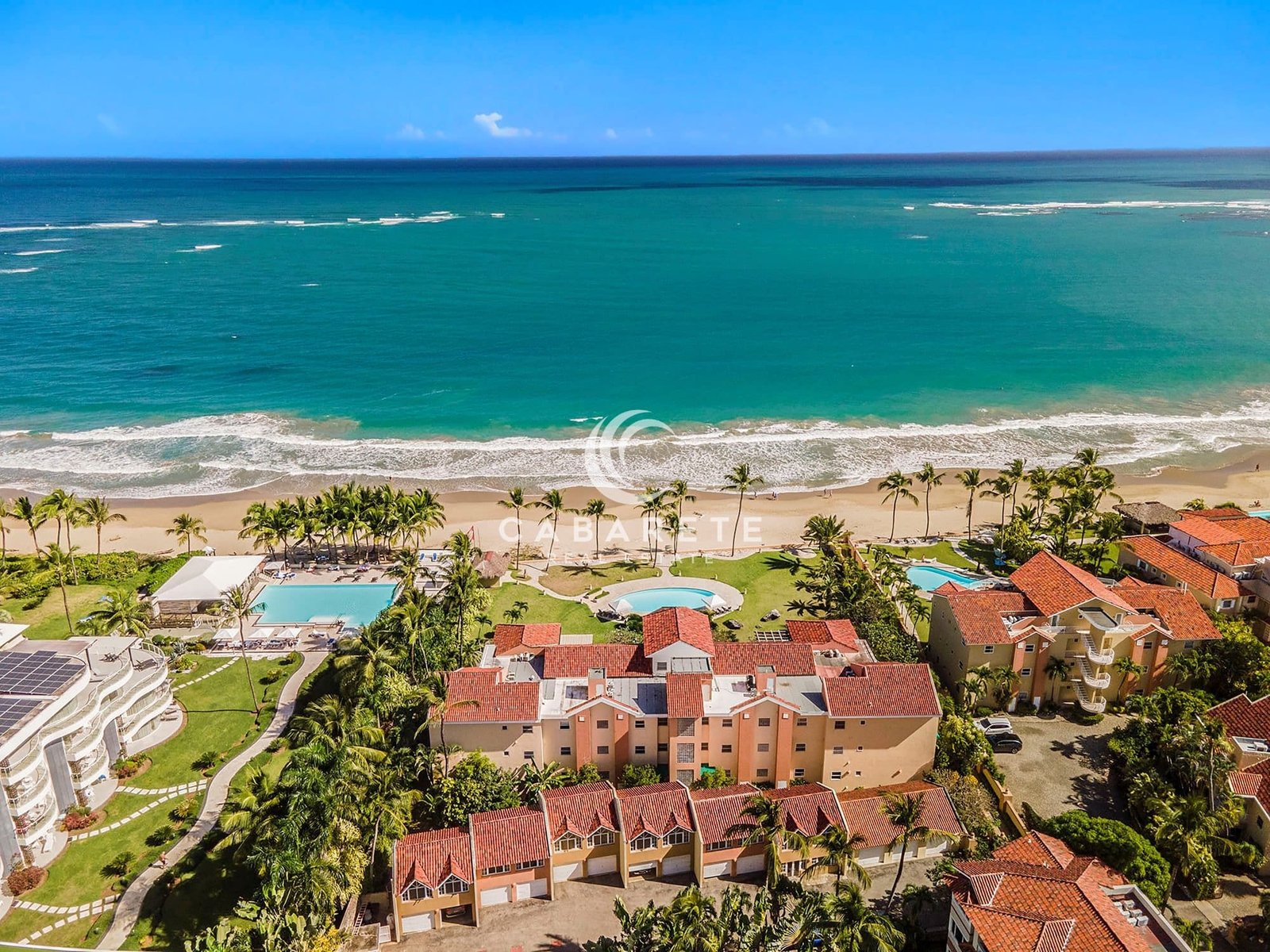 Ideally Located Beachfront Apartment