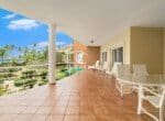 Ideally Located Beachfront Apartment