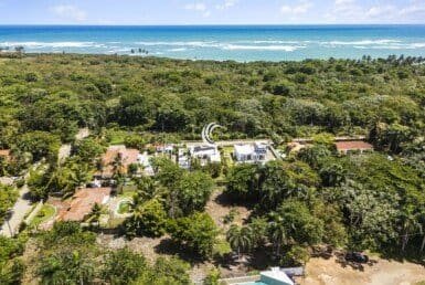 Secure land for sale just 500 meters from the ocean in a quiet gated community