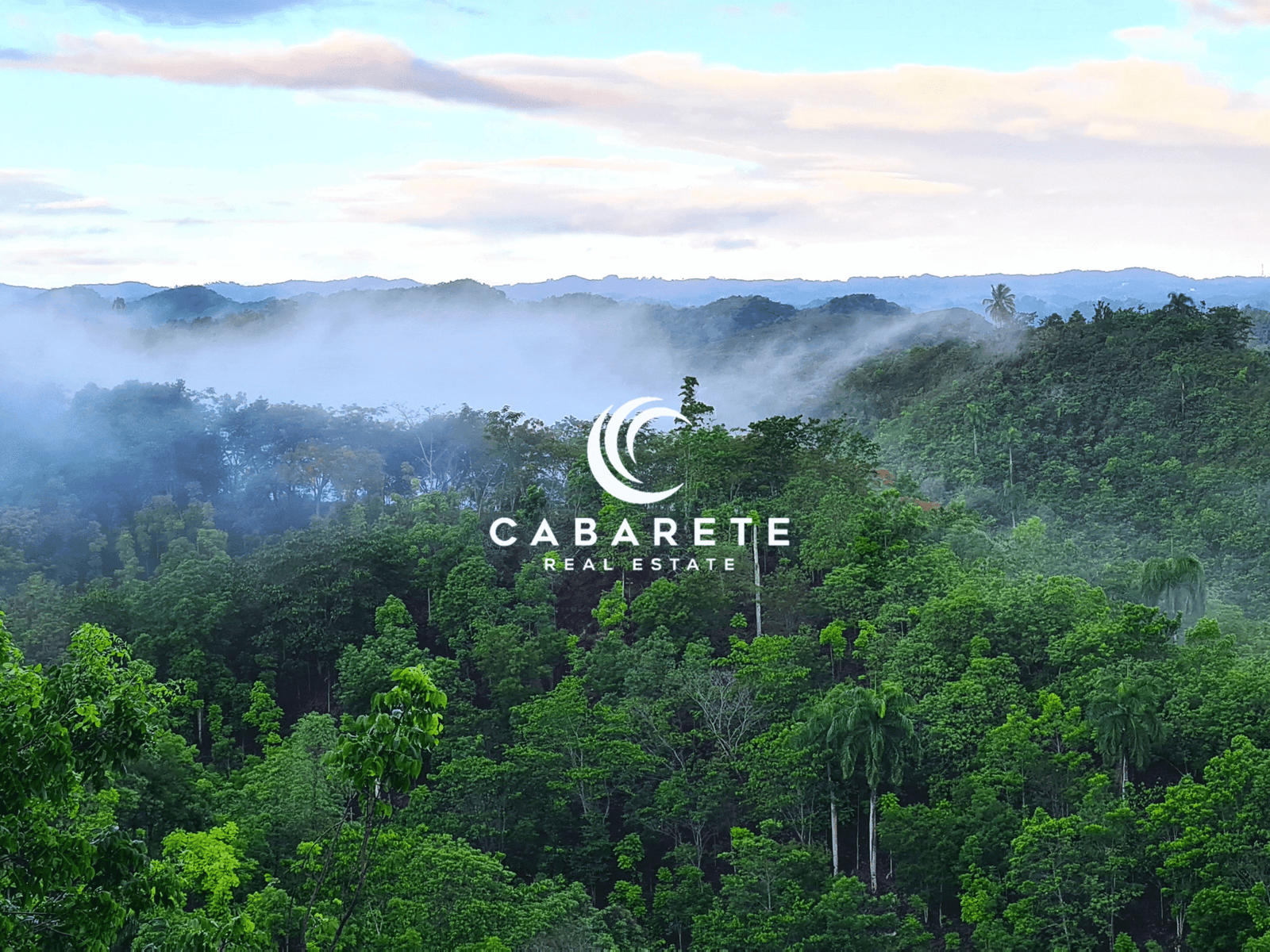This sustainable cacao farm features a fully operational chocolate factory and solar power systems, perfect for eco-conscious investors