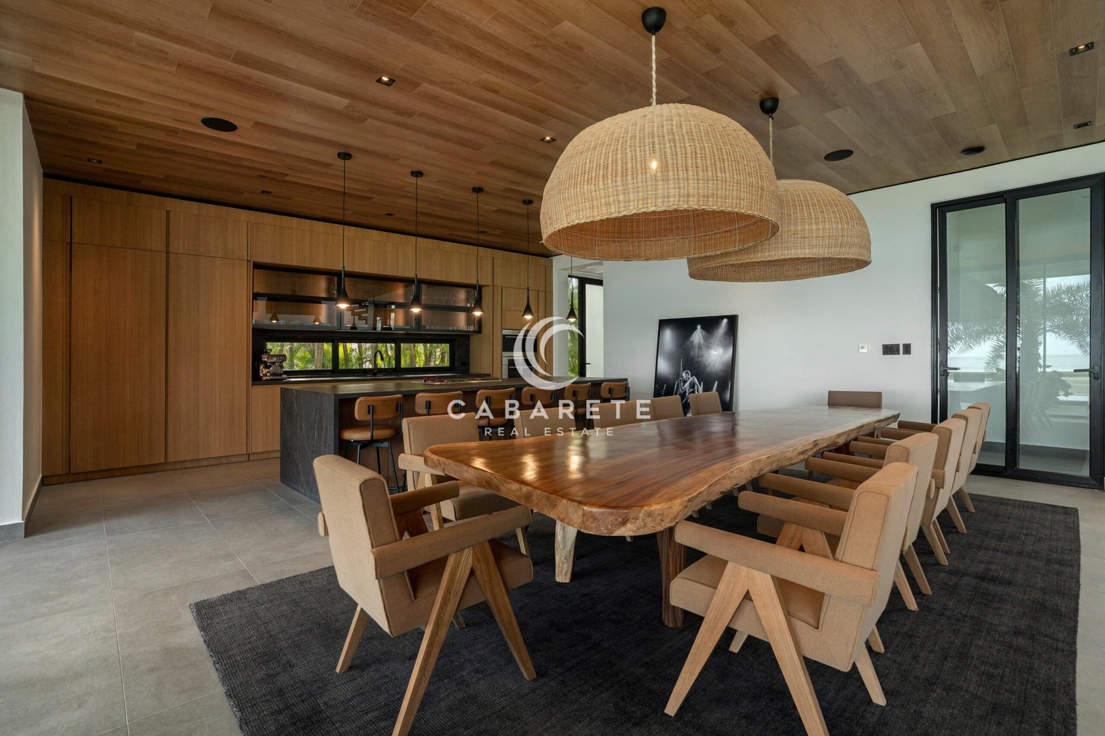 Timeless Beachfront Luxury Villa
