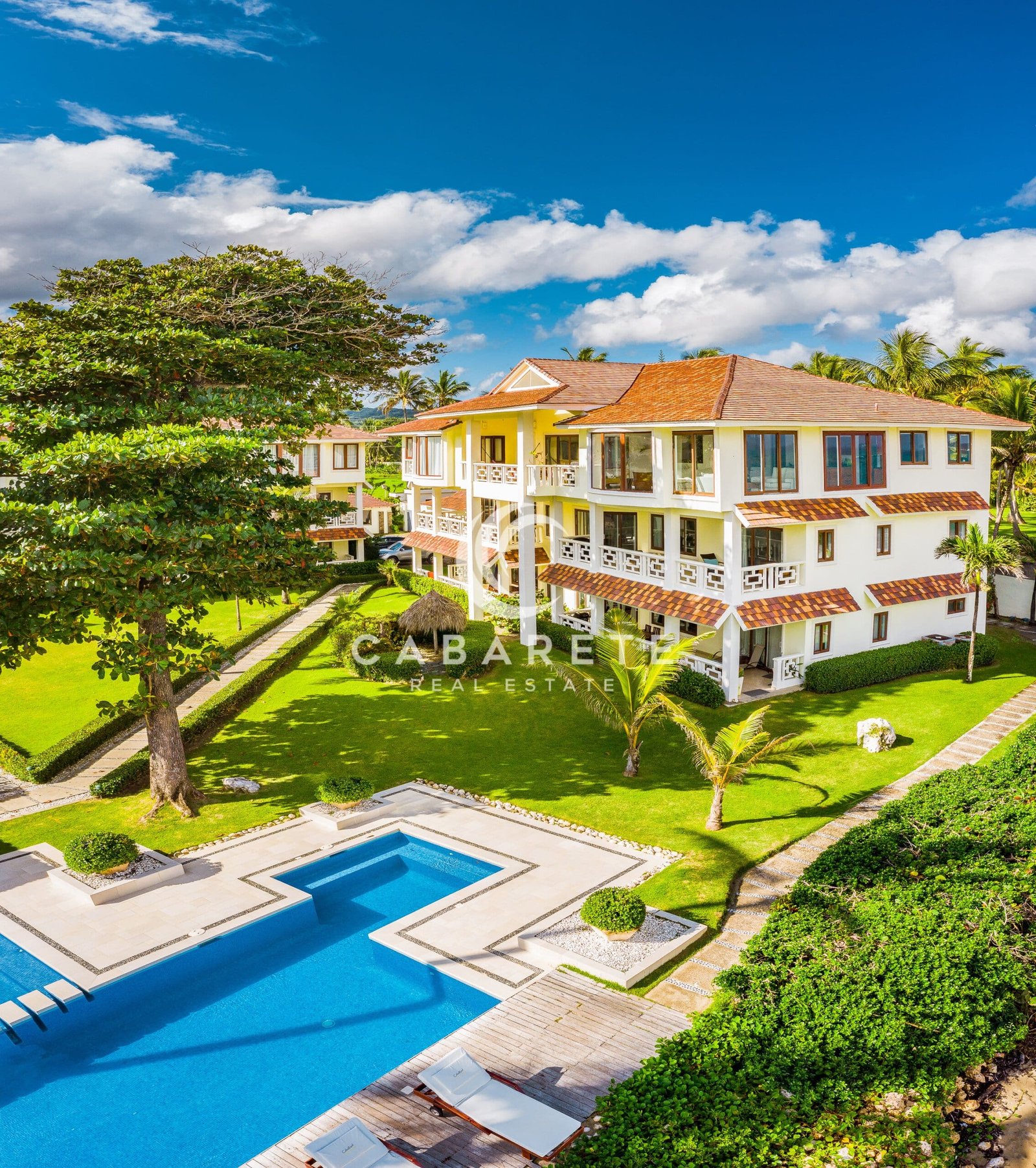 Cabarete Beachfront 4-Bedroom Penthouse