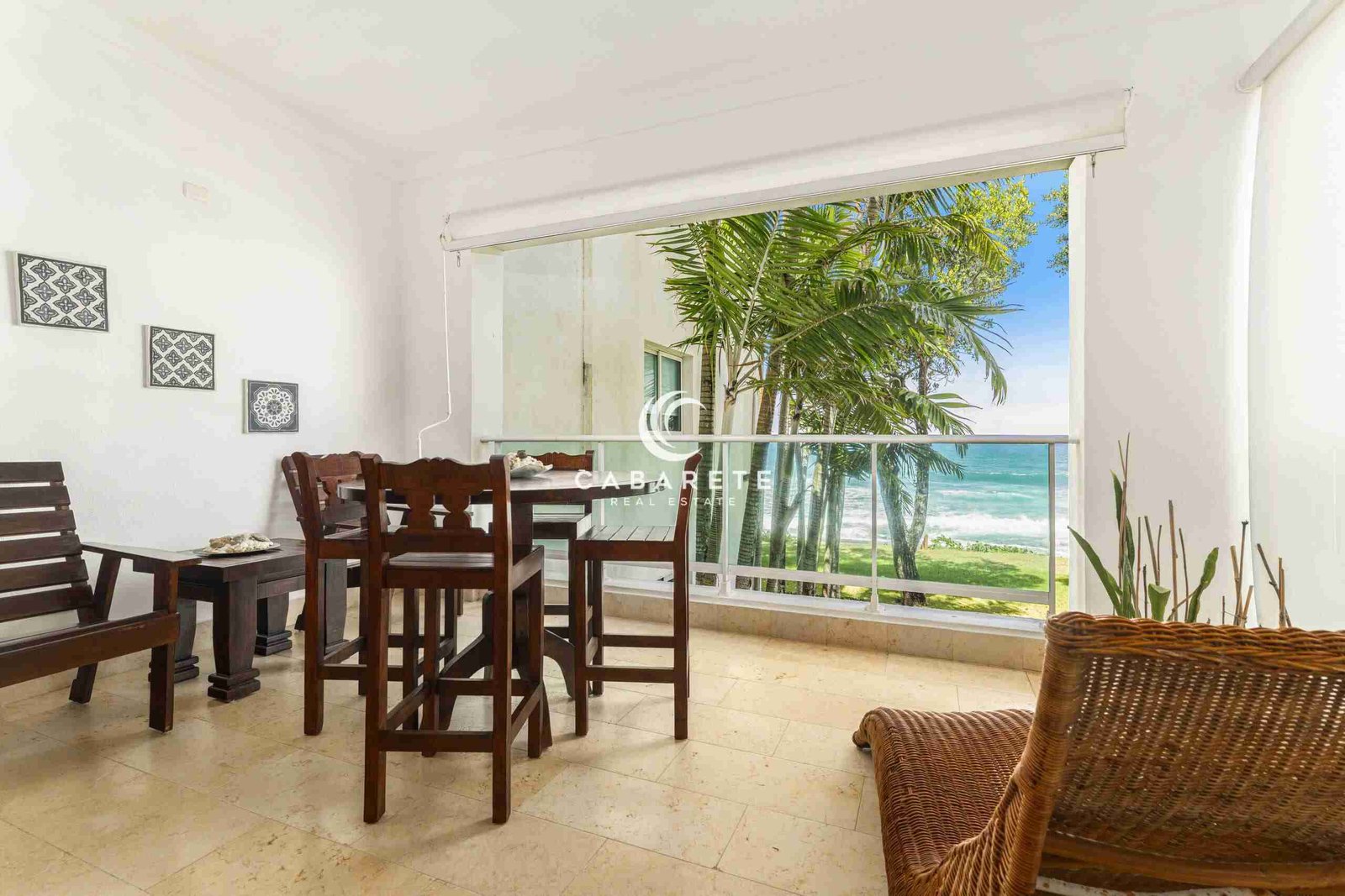 Blue Green beachfront condominium with ocean view in Playa Laguna, Sosúa