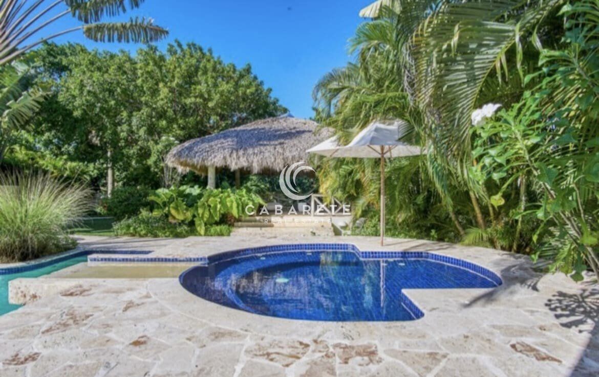 Elegant pool area luxury villa sea horse ranch