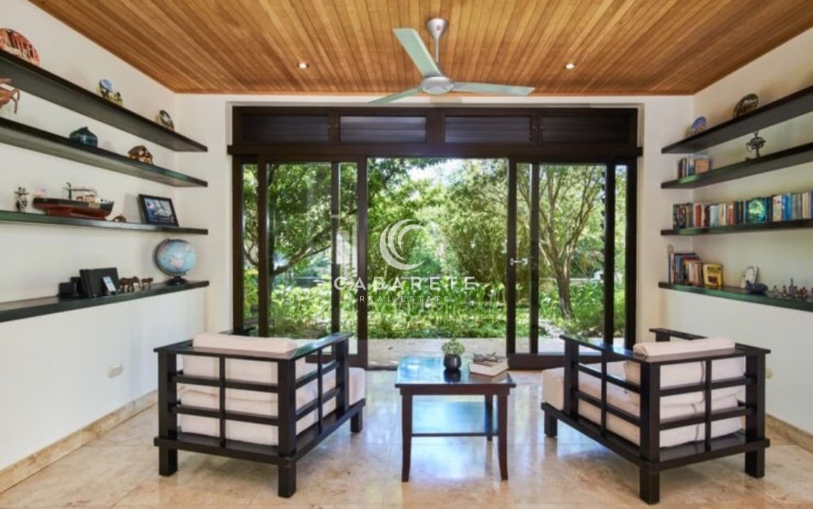 private beach oceanfront resort cabarete