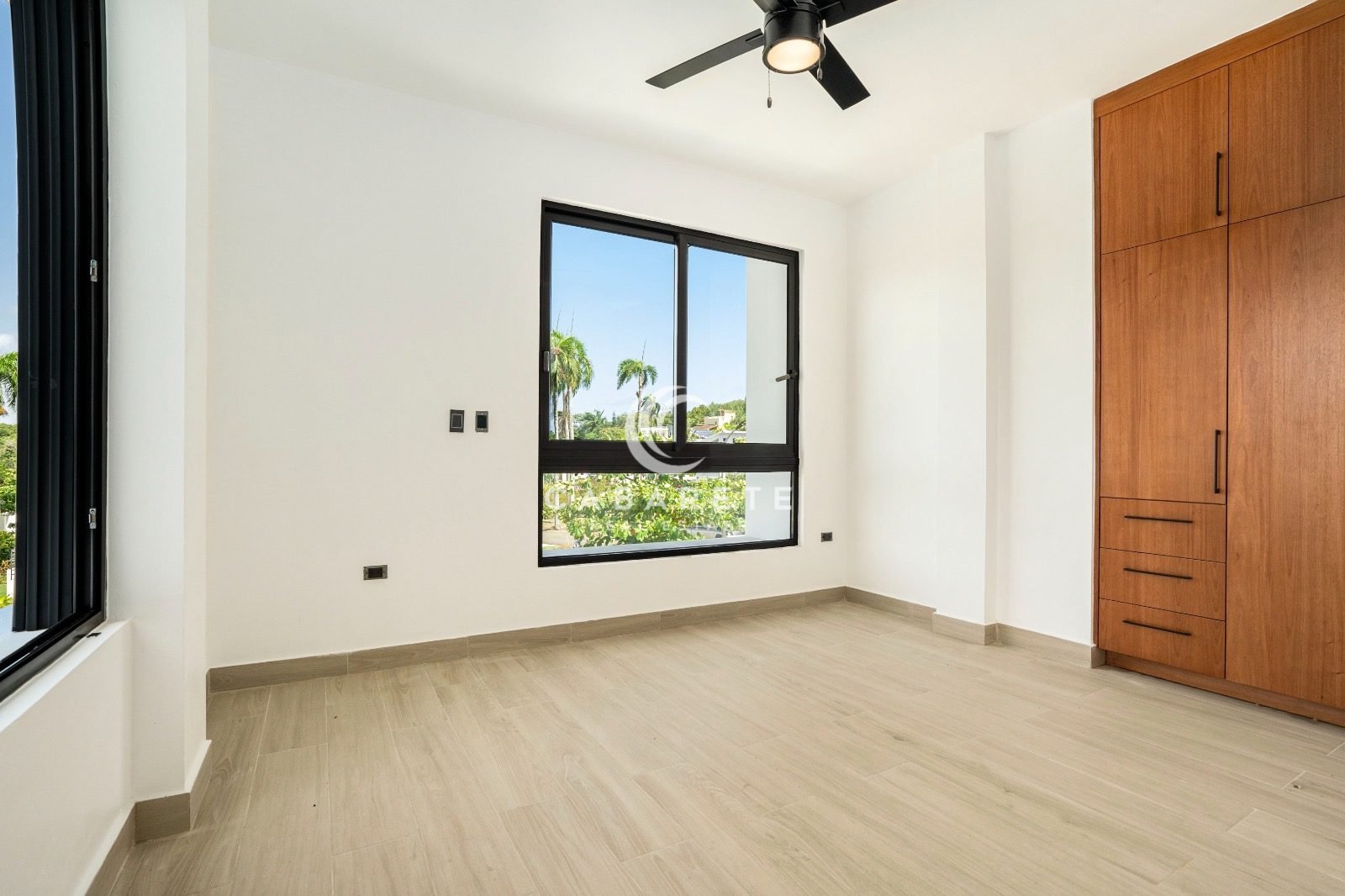 Beachside villa for sale in Encuentro Cabarete