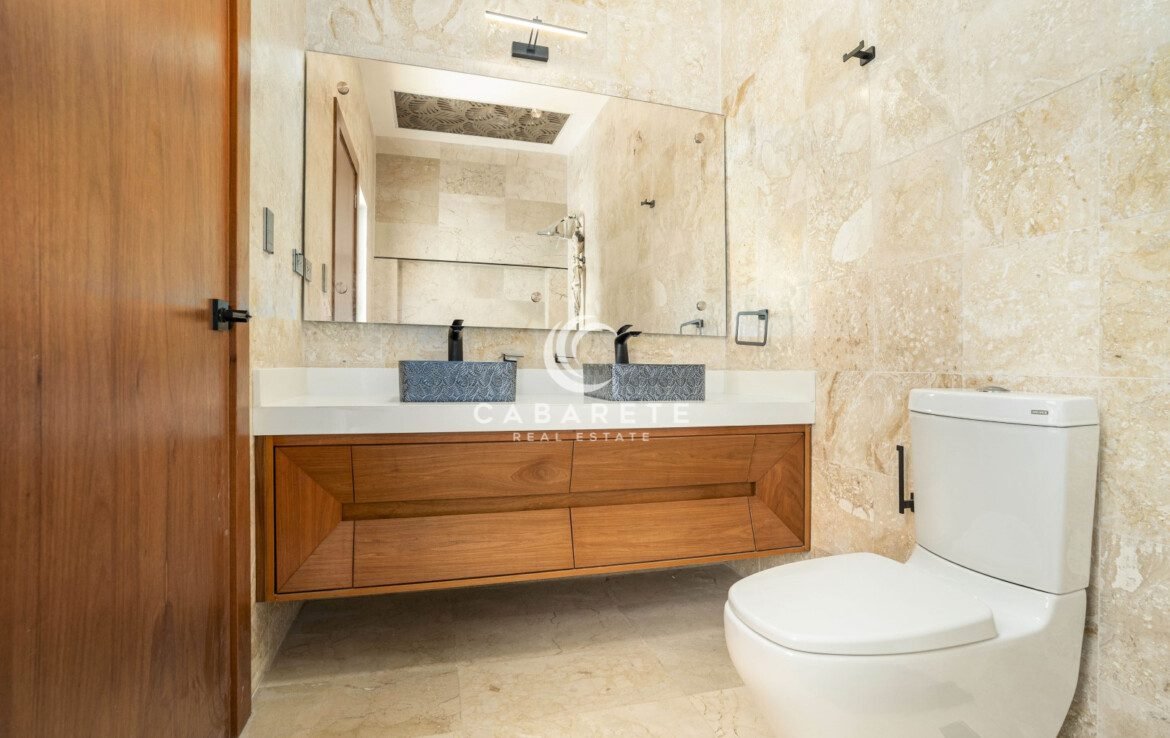 Newly built villa near Encuentro beach