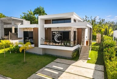 3 Bedroom Villa for Sale in Cabarete featuring modern design, private swimming pool, double parking and fully furnished interior