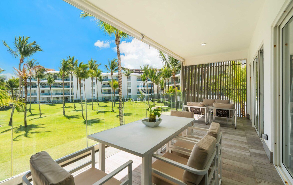 Beachfront condo for sale in Cabarete Kite Beach ocean view terrace direct beach access7