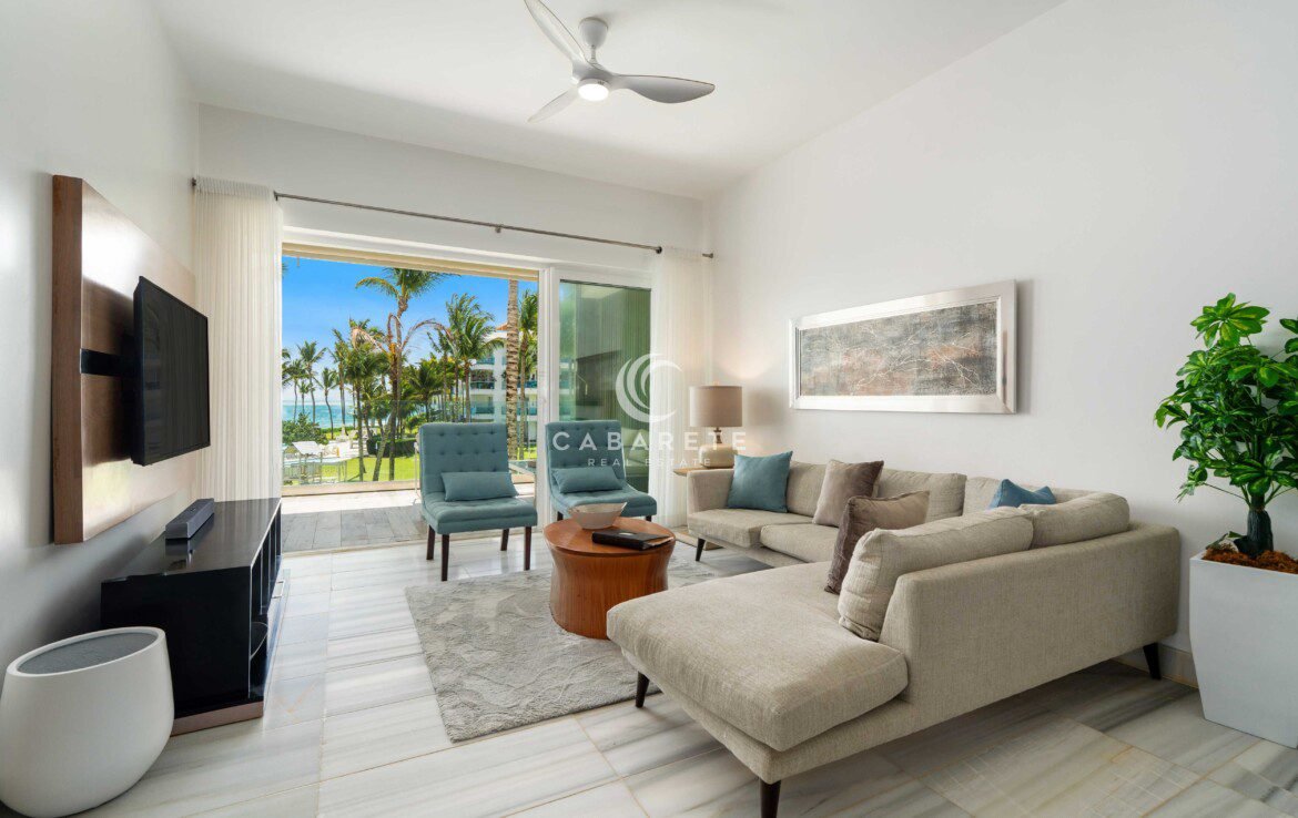 Beachfront condo for sale in Cabarete Kite Beach ocean view terrace direct beach access8
