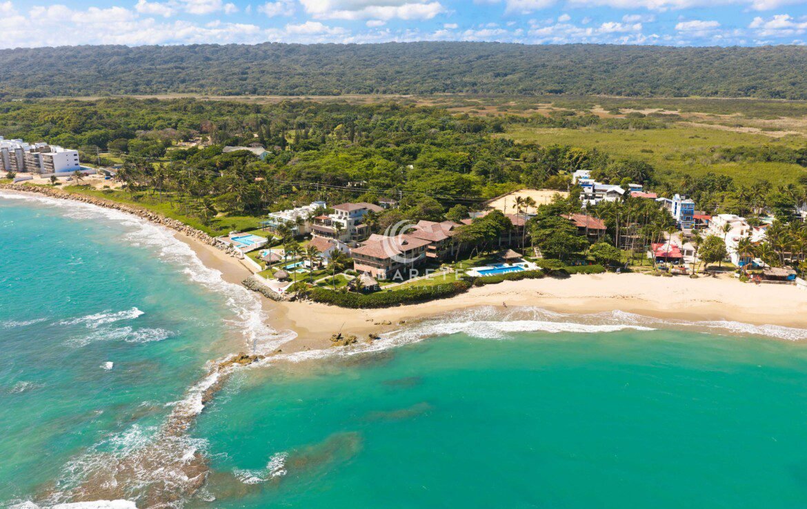 Beachfront condo for sale in Cabarete – Kite Beach renovated 2025 (3)