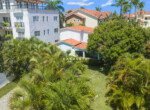 Garden view from Pelícan Cabarete villa