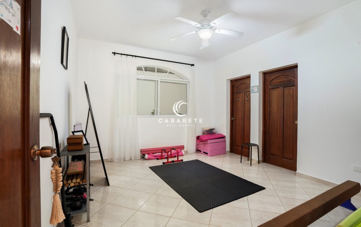 tropical villa with studios in Encuentro