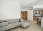 Bright second-floor apartment near Kite Beach