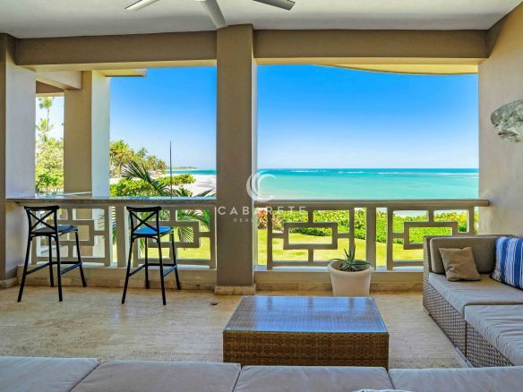 Beachfront condo for sale in Cabarete – Kite Beach renovated 2025 (12)