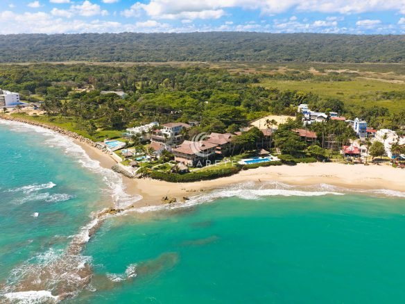 Beachfront condo for sale in Cabarete – Kite Beach renovated 2025 (3)
