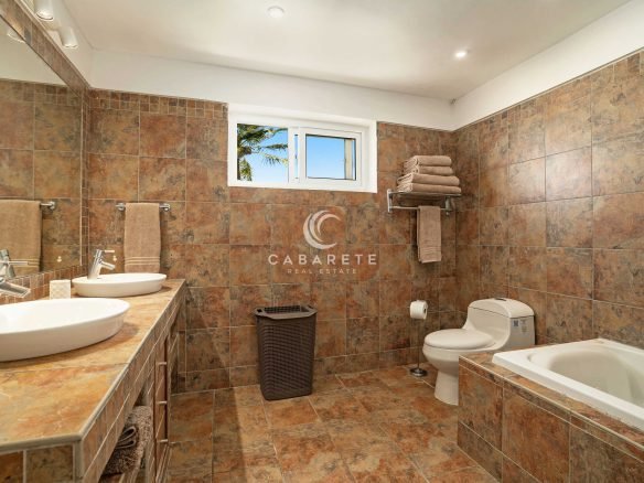 Beachfront condo for sale in Cabarete – Kite Beach renovated 2025 (7)