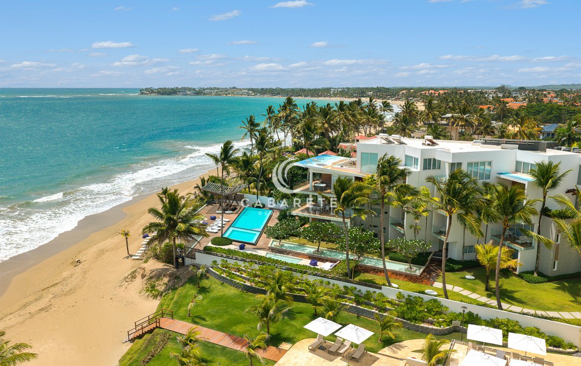 Beachfront residence in Cabarete overlooking the Atlantic Ocean