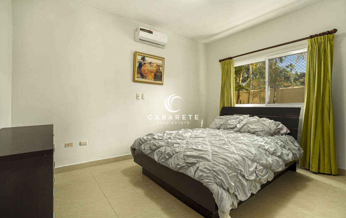 Second Bedroom with Queen size Bed in Garden Condo Pro Cab 1170×738 Second Bedroom with Queen size Bed in Garden Condo Pro Cab 1170x738