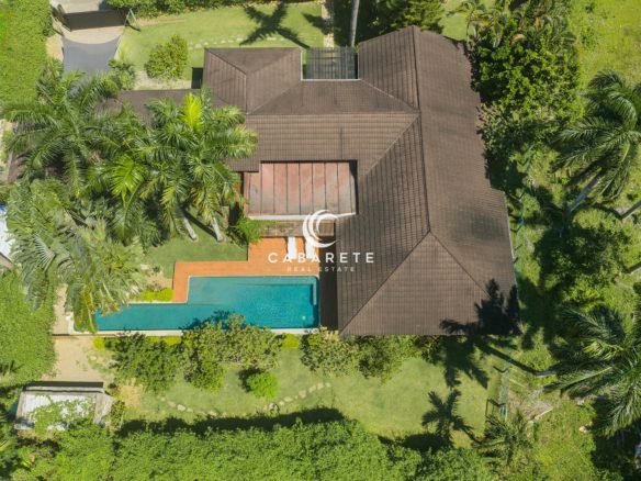 Villa for sale in Cabarete Perla Marina 5 bedroom gated community with 18m tropical pool