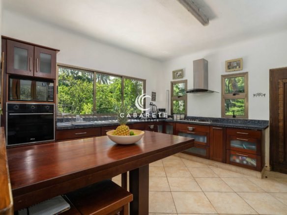 Villa for sale in Cabarete Perla Marina 5 bedroom gated community with 18m tropical pool (10)