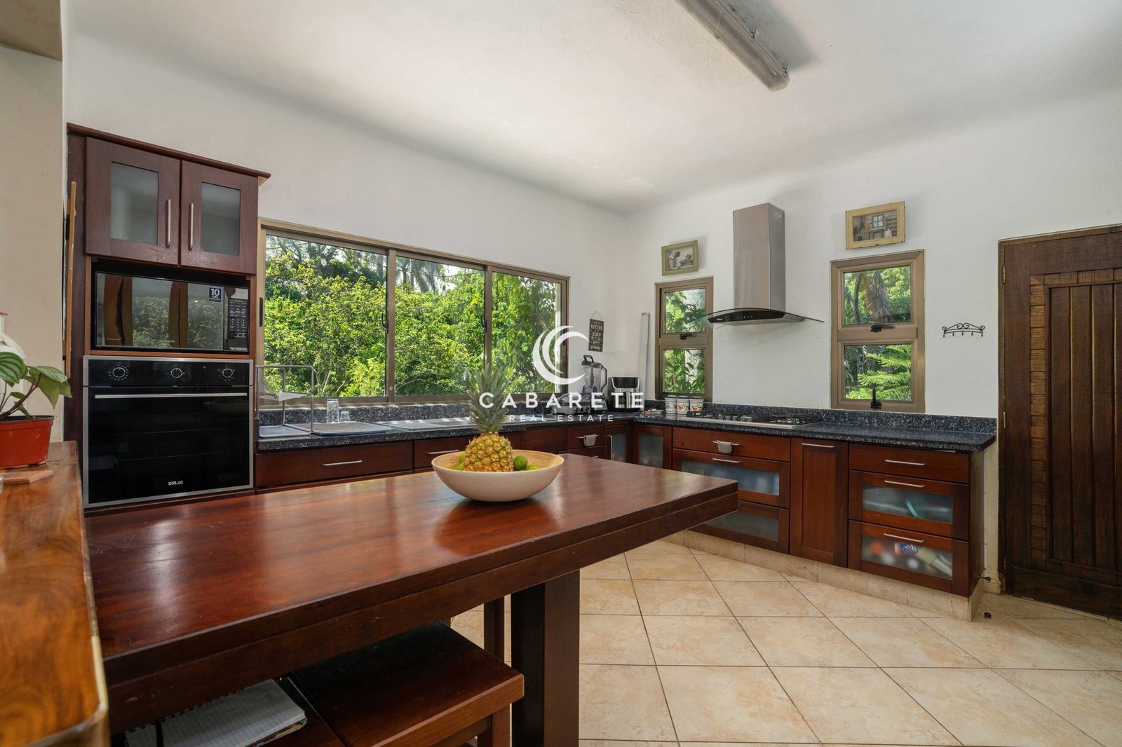 Villa for sale in Cabarete Perla Marina 5 bedroom gated community with 18m tropical pool (10)