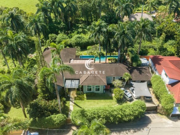 Villa for sale in Cabarete Perla Marina 5 bedroom gated community with 18m tropical pool (2)