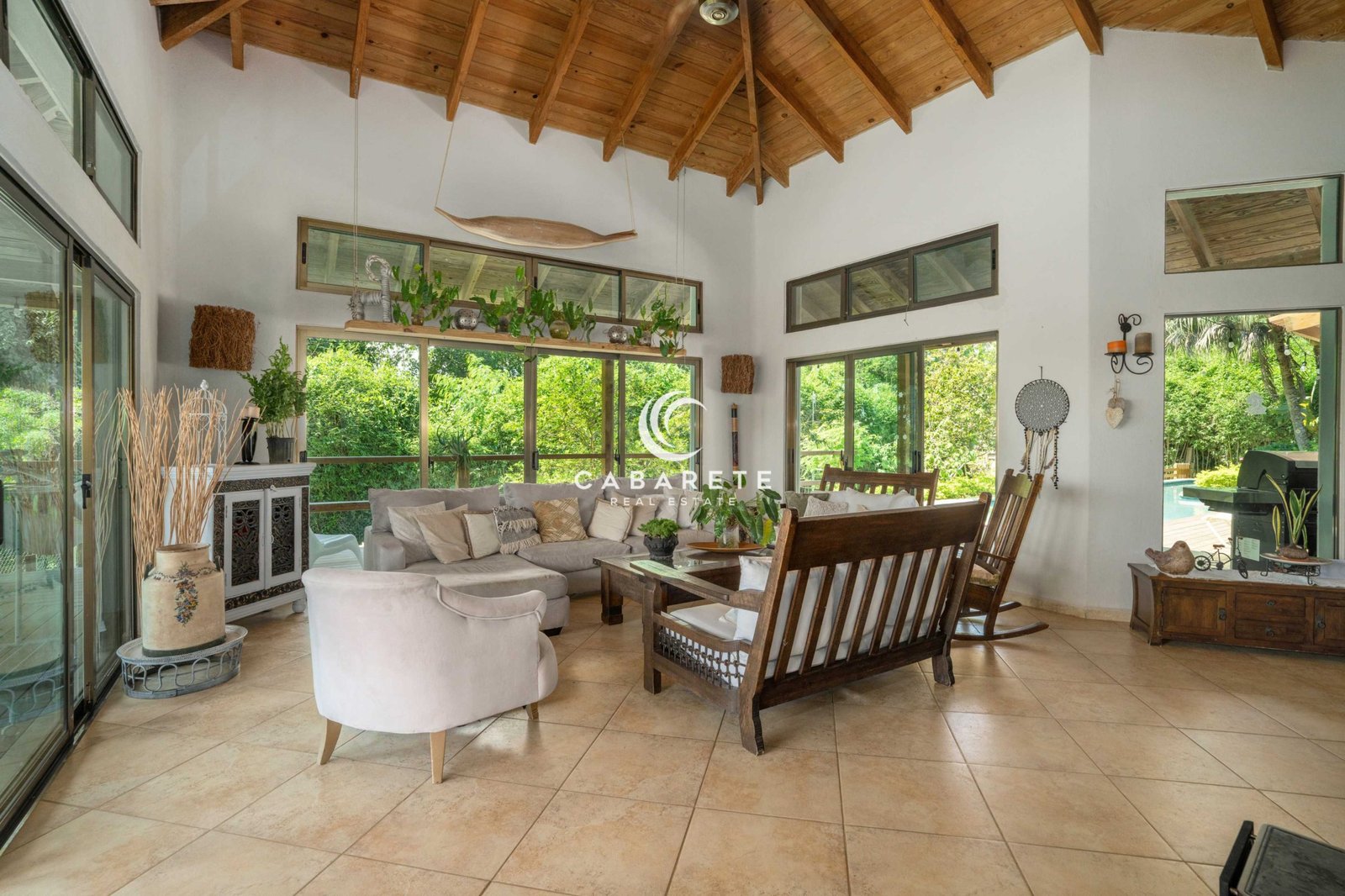 Villa for sale in Cabarete Perla Marina 5 bedroom gated community with 18m tropical pool (5)