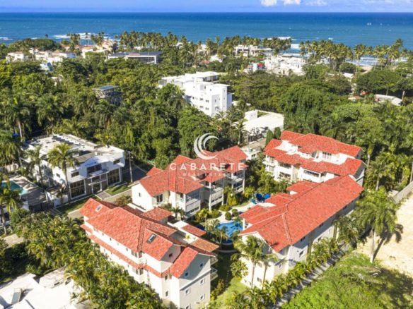 Walking distance from the beach 1170x738