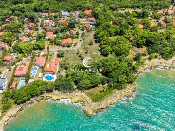 Beachfront Surf Lot (2)
