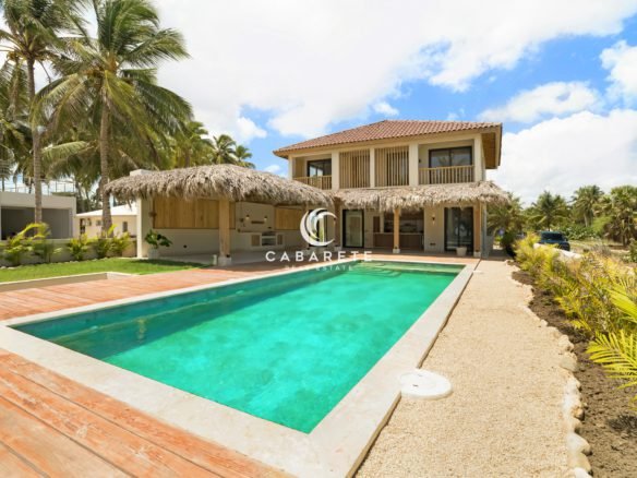 Brand-new contemporary villa with tropical architecture in Cabarete